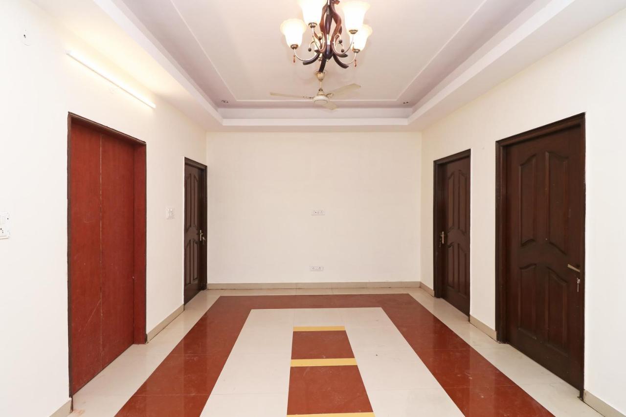 Oyo Flagship 28755 Hotel 9 Palm Rājpur Buitenkant foto